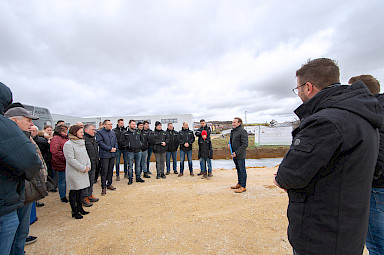 Symbolischer Spatenstich für den Gewerbeneubau der febe ENERGIE in Erbach